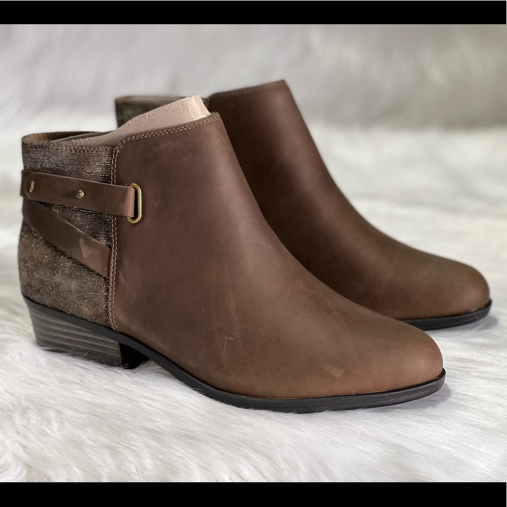 New Clarks Women's, Addiy Kara Ankle Boot - Picture 6 of 15